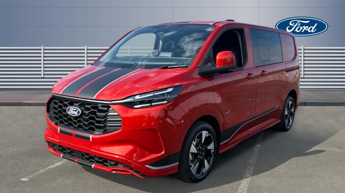 Ford Transit Custom 320 L1 Petrol Fwd 2.5 PHEV 232ps H1 Double Cab Van Sport Auto - Image 7